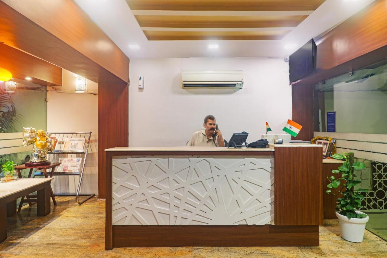 Hotel Sizzling Starr New Delhi Exterior photo